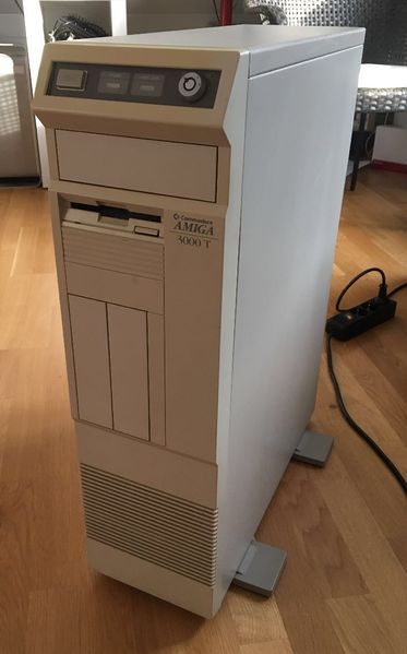 Datei:Amiga3000T.jpg