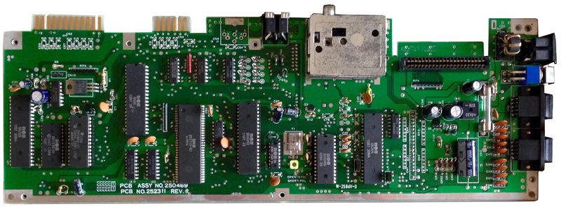Datei:Platine-C64GS.jpg