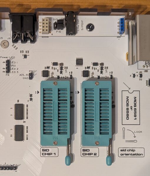 Datei:C64U Mainboard Audio.jpg
