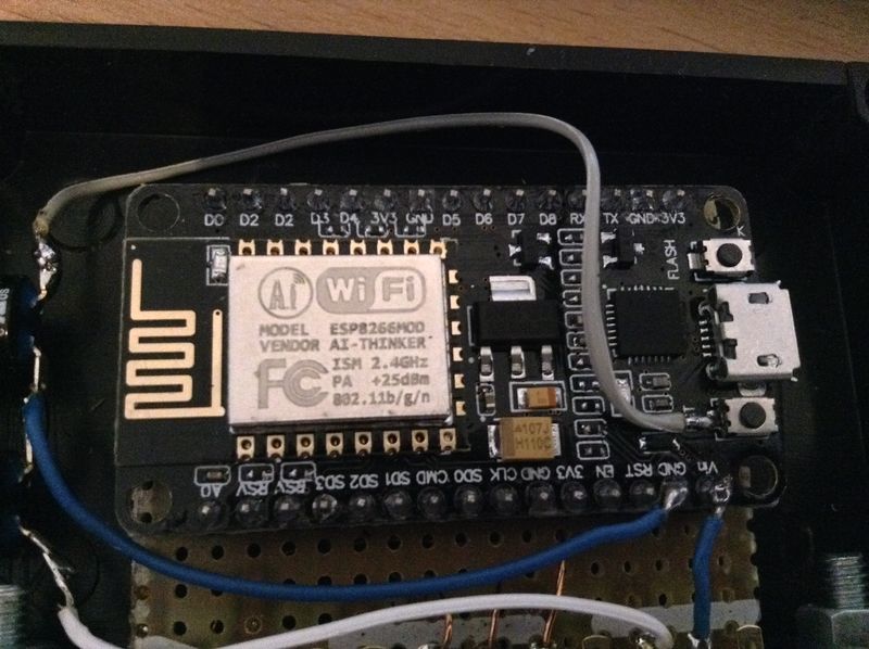Datei:esp8266 node mcu v2.jpeg