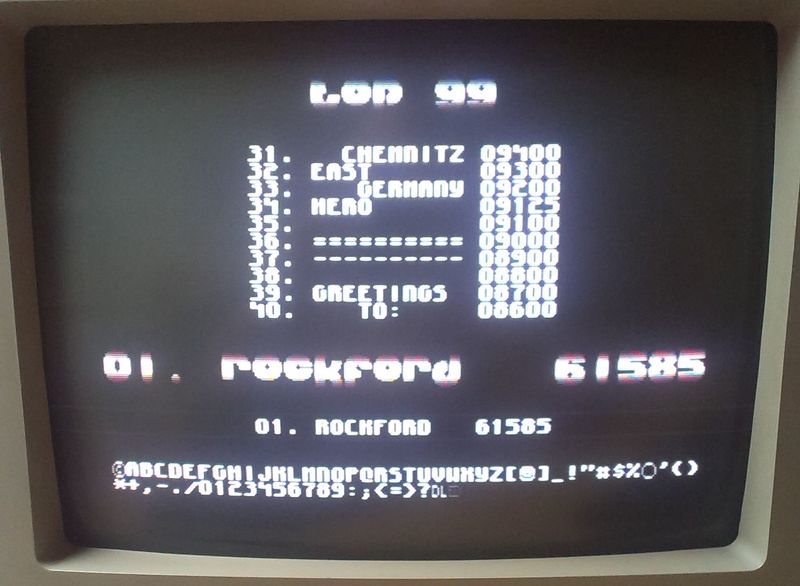 Datei:DarkCaves Hi2 Rock.jpg